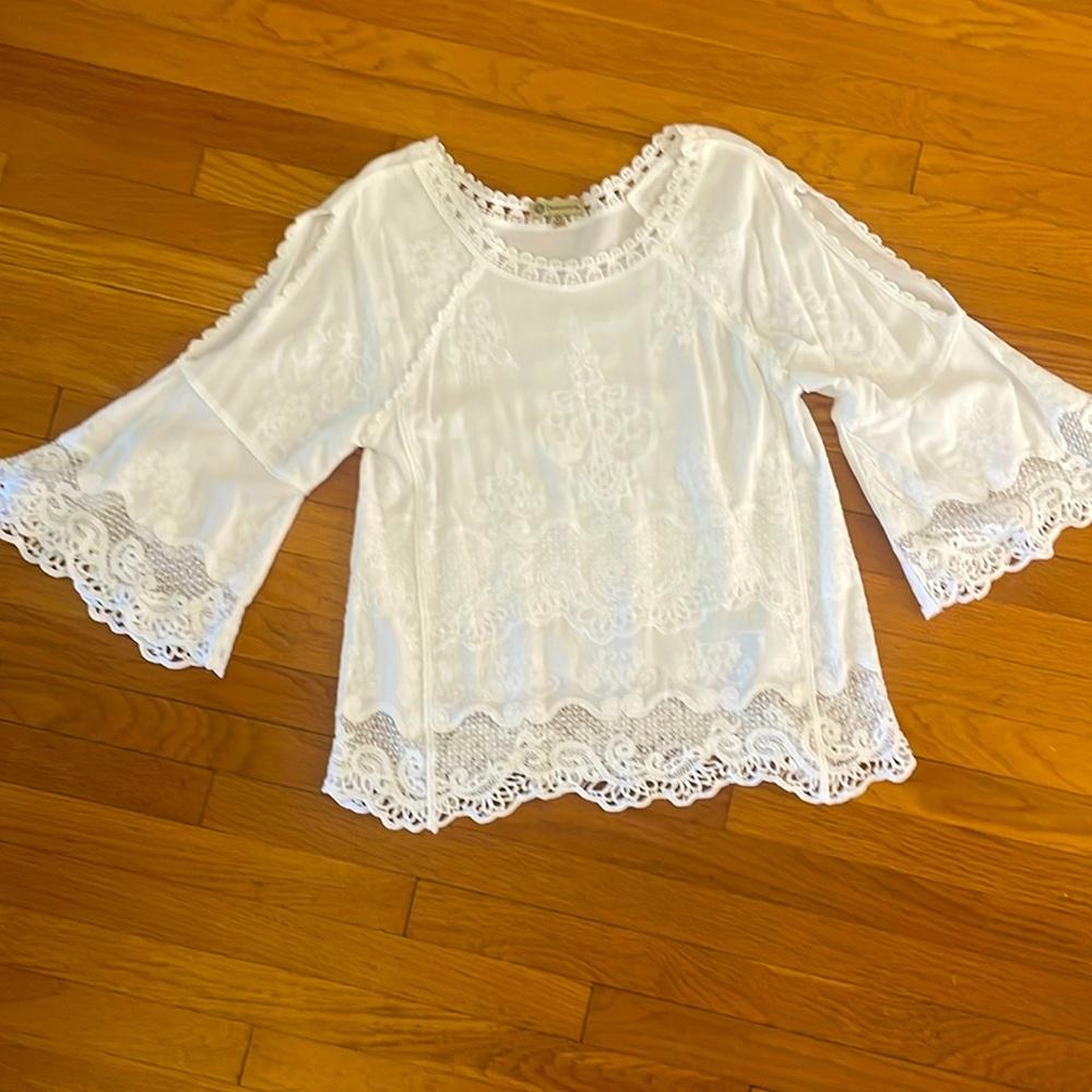 Democracy Boho white flowy top XS